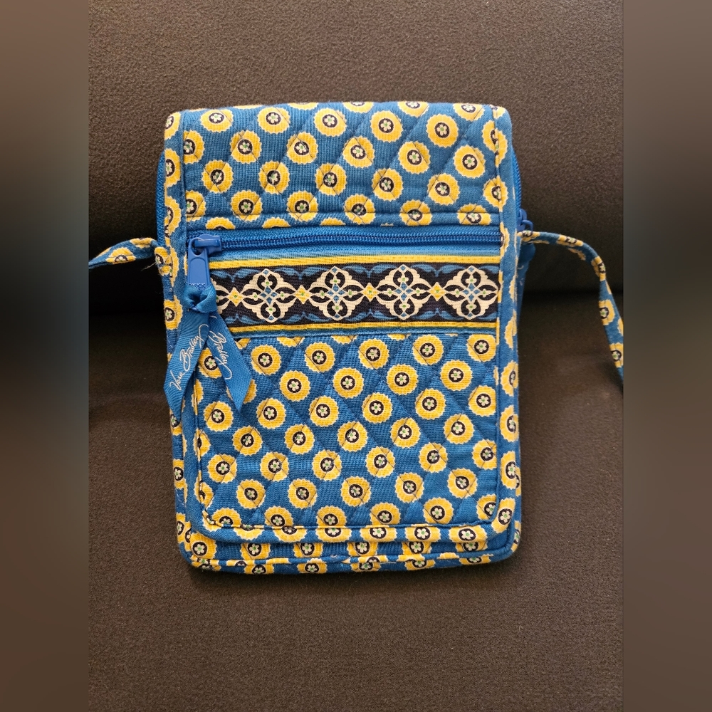 Vera Bradley cross body (with ID holder)